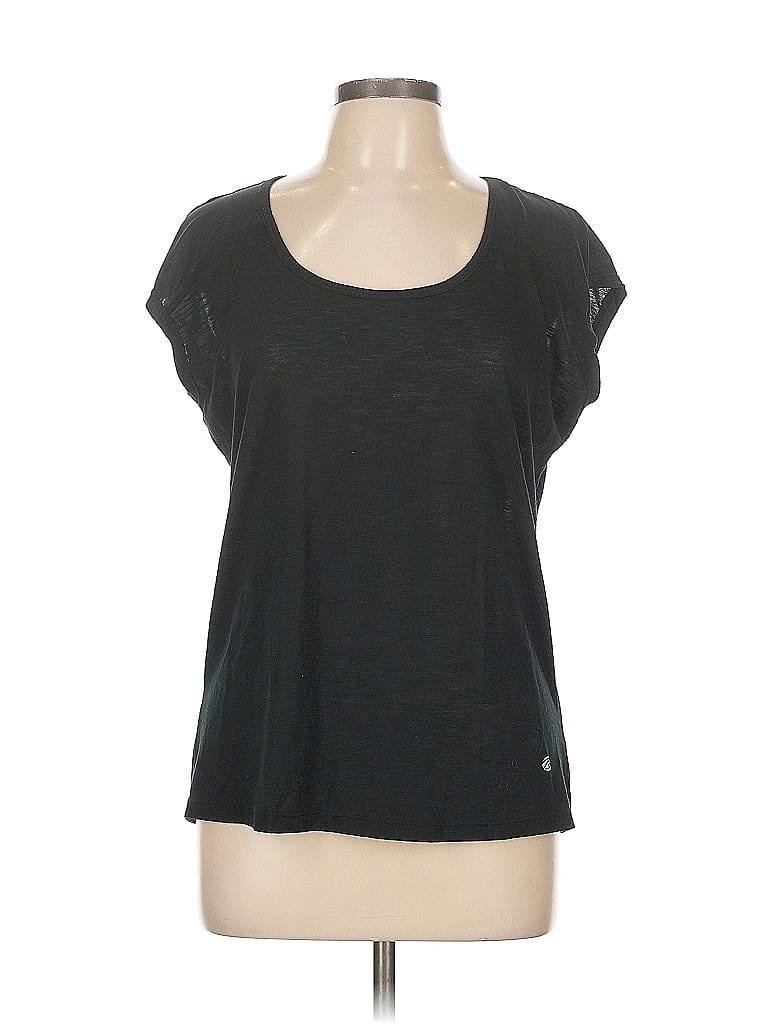Click to view more detailed imagery on our partner's website Pre-owned Bally Total Fitness Short Sleeve Top Black Scoop Neck Tops