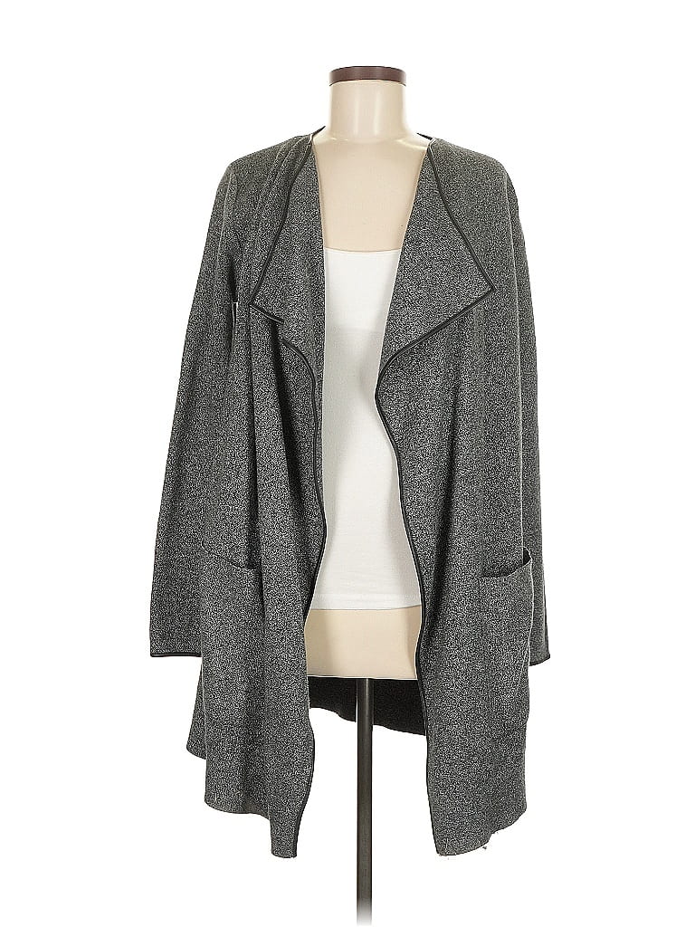 Click to view more detailed imagery on our partner's website Pre-owned Zara Coat In Gray