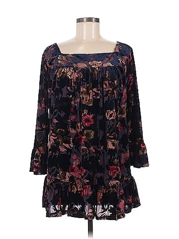 Suzanne Betro Casual Dress (view 1)