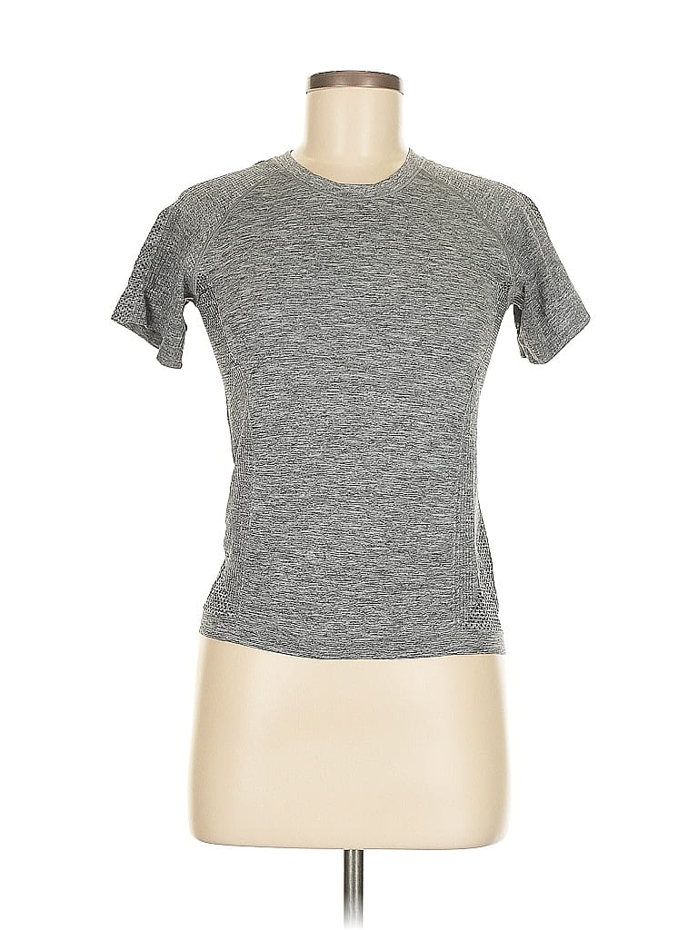 Pre-owned Active By Old Navy Active T-shirt In Gray