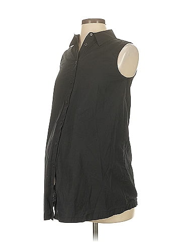 Gap - Maternity Sleeveless Button-Down Shirt (view 1)
