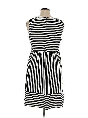 Daisy Fuentes Casual Dress (view 2)