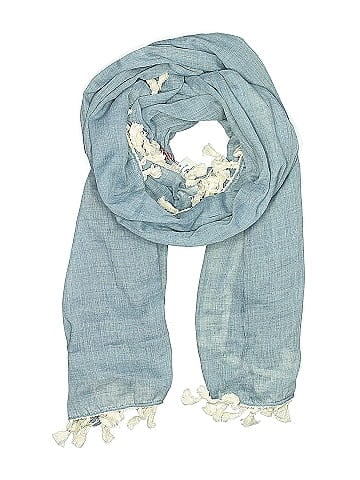 Hayden Scarf (view 1)