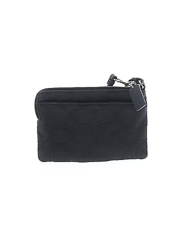 Coach Wristlet (view 2)