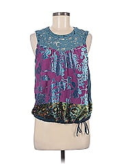 Tiny Sleeveless Blouse