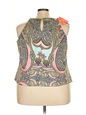 Bisou Bisou Sleeveless Blouse (view 2)