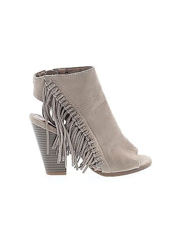 Sugar Heels (view 1)