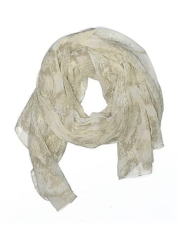 Isa & Stef Scarf (view 1)