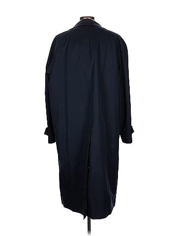 Burberry Vintage Trenchcoat (view 2)