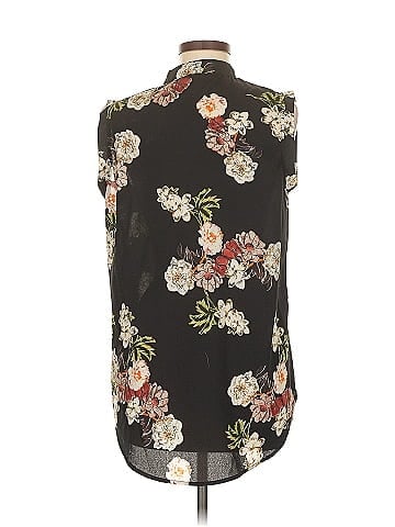 Amaryllis Sleeveless Blouse (view 2)
