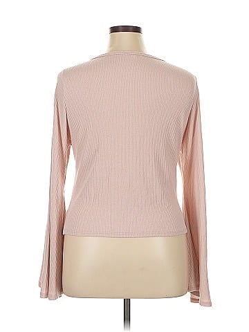 Andree by UNIT Long Sleeve Top (view 2)