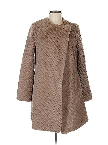 BB Dakota Poncho (view 1)