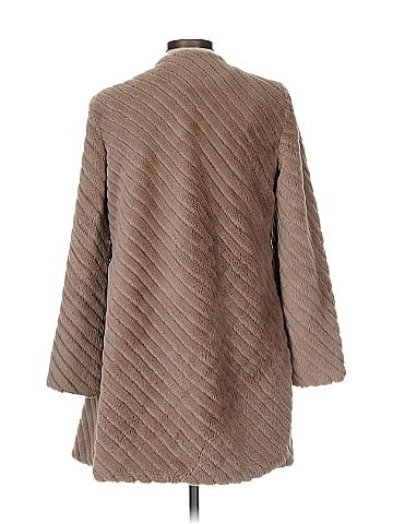 BB Dakota Poncho (view 2)