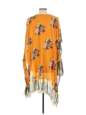 Woven Heart Poncho (view 2)