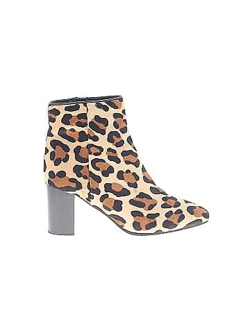 AQUATALIA Ankle Boots (view 1)