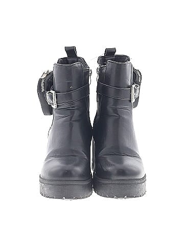 Qupid Ankle Boots (view 2)