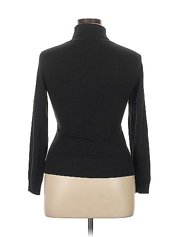 Melrose Chic Turtleneck Sweater (view 2)