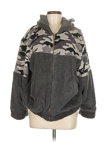Janice Fleece (view 1)