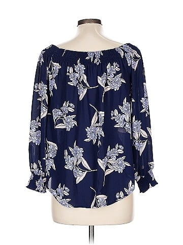 Express Outlet 3/4 Sleeve Blouse (view 2)