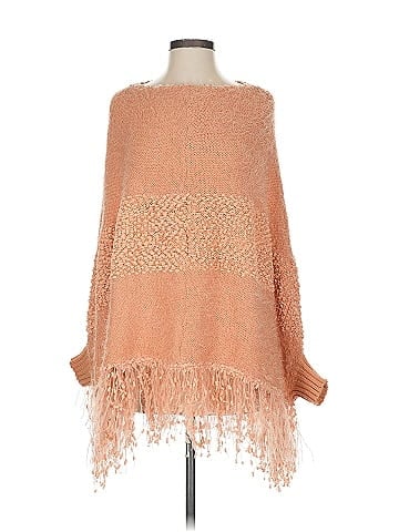 Ryu Poncho (view 1)