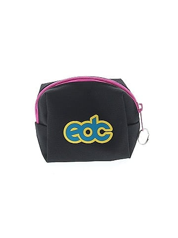 Unbranded Coin Purse (view 1)