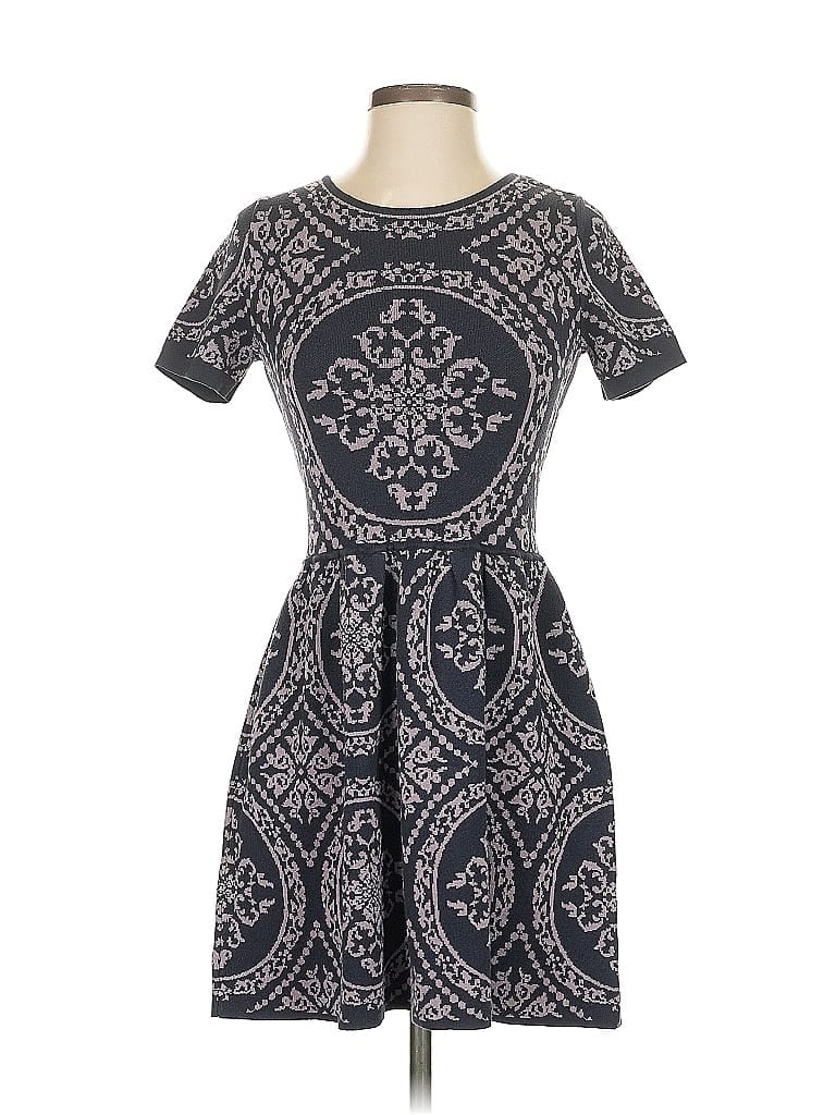 Pre-owned Romeo & Juliet Couture Casual Dress In Gray