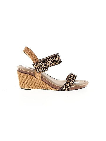 Me Too Wedges (view 1)