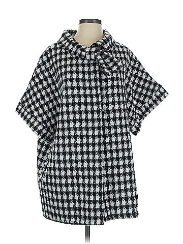 Coco + Carmen Poncho (view 1)