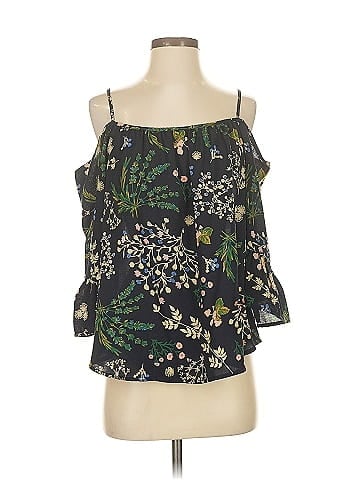 Hail3y:23 Sleeveless Blouse (view 1)
