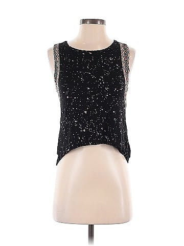 The Classic Sleeveless Blouse (view 1)