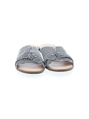 Journee Collection Sandals (view 2)