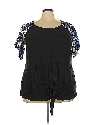 Evans Short Sleeve Top (view 1)