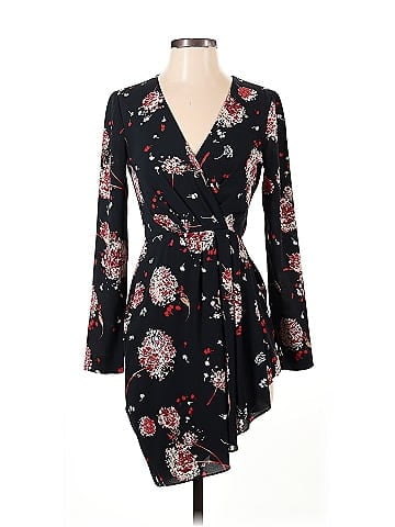 Slate & Willow Casual Dress (view 1)