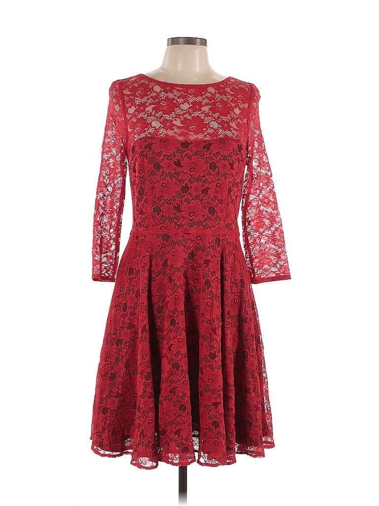 Click to view more detailed imagery on our partner's website Pre-owned French Connection Cocktail Dress In Red