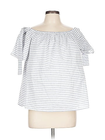 Soprano Short Sleeve Blouse (view 1)