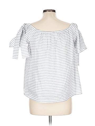 Soprano Short Sleeve Blouse (view 2)