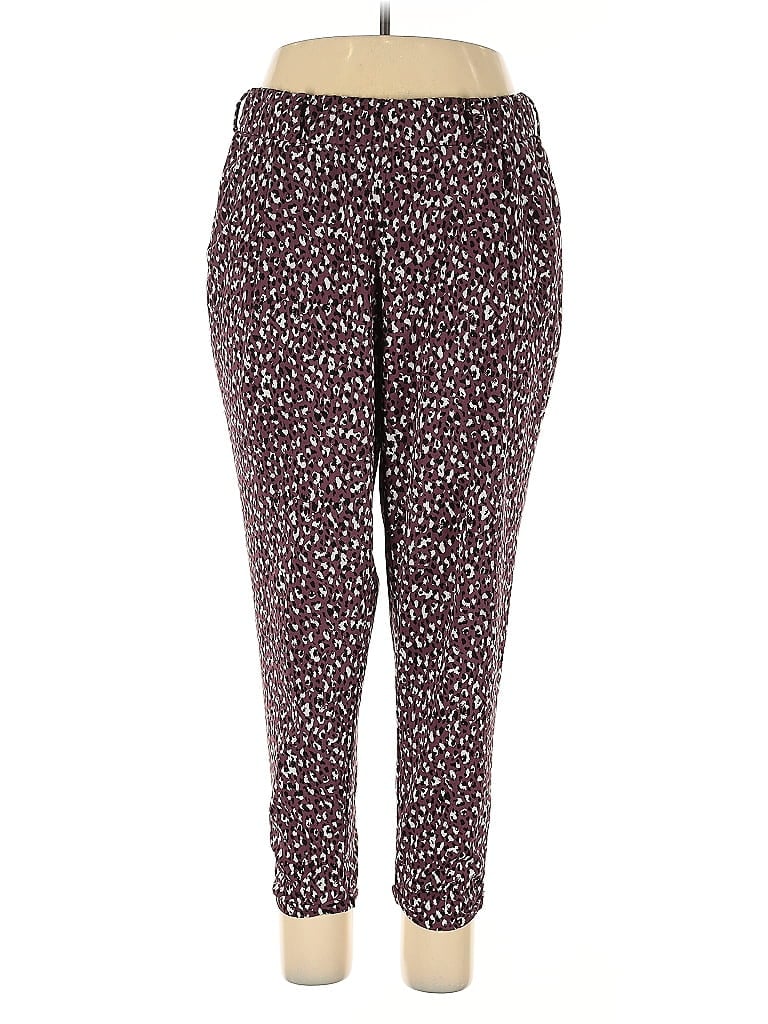 Pre-owned Torrid Casual Pants In Burgundy