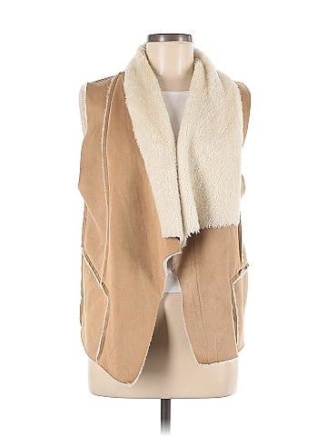 Mystree Faux Fur Vest (view 1)
