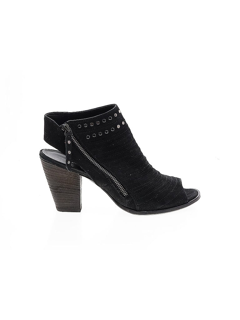 Pre-owned Paul Green Heels In Black