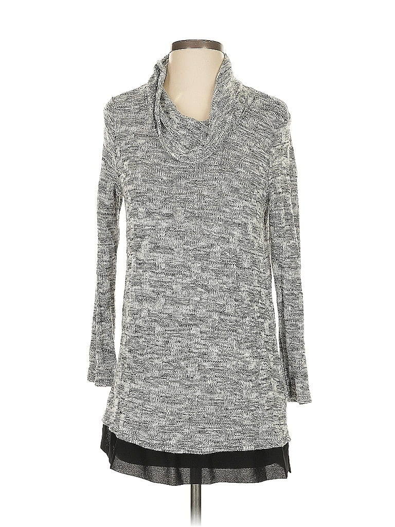 Pre-owned Chico's Pullover Sweater In Gray