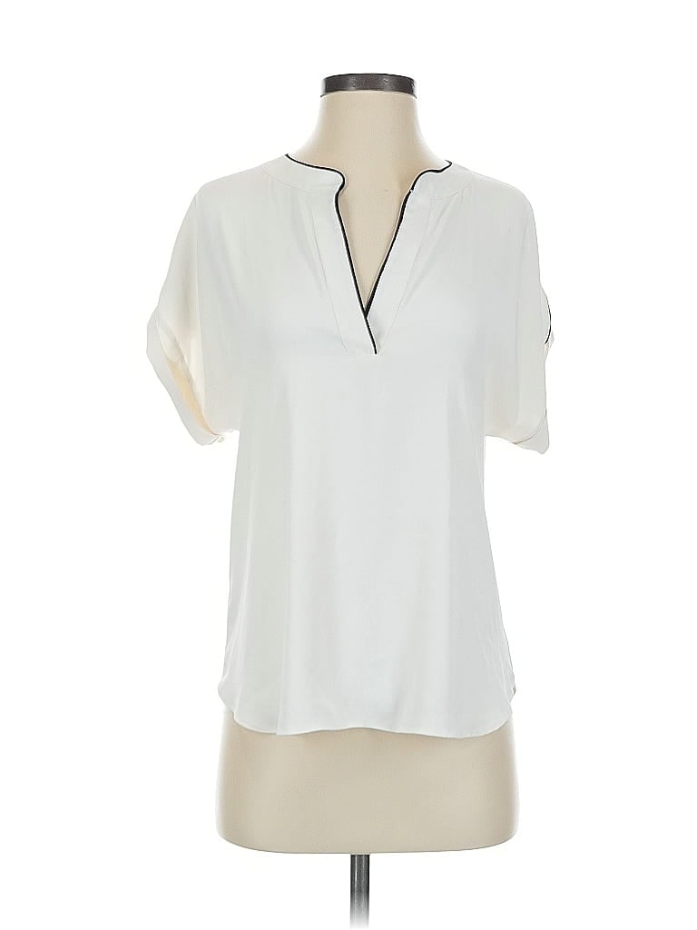 Click to view more detailed imagery on our partner's website Pre-owned Ann Taylor Short Sleeve Blouse In White
