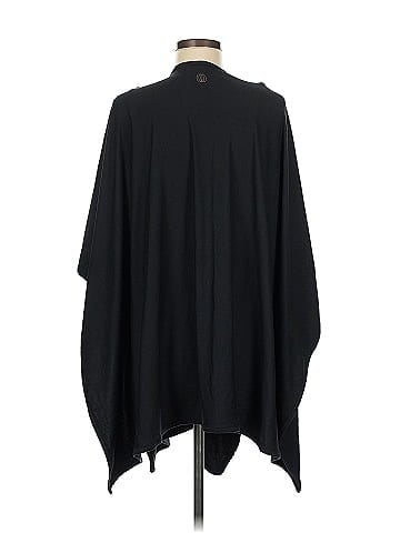 Balance Collection Poncho (view 2)