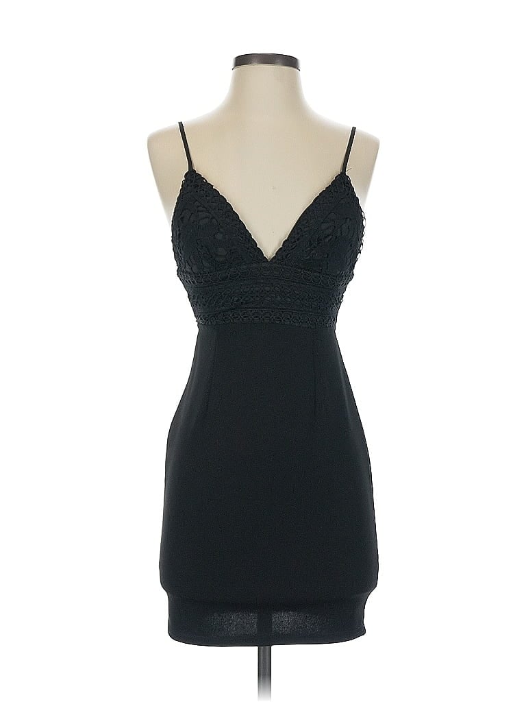 Click to view more detailed imagery on our partner's website Pre-owned Selfie Leslie Cocktail Dress In Black