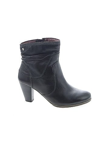 Pikolinos Ankle Boots (view 1)