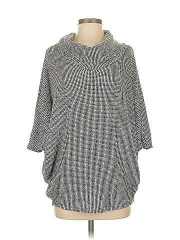 Korye Poncho (view 1)