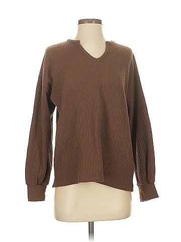 Old Navy Pullover Sweater (view 1)