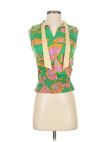 Robert Graham Sleeveless Blouse (view 1)