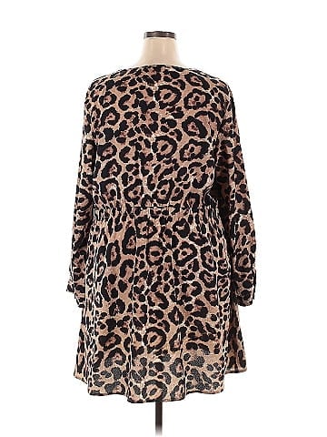 Suzanne Betro Casual Dress (view 2)