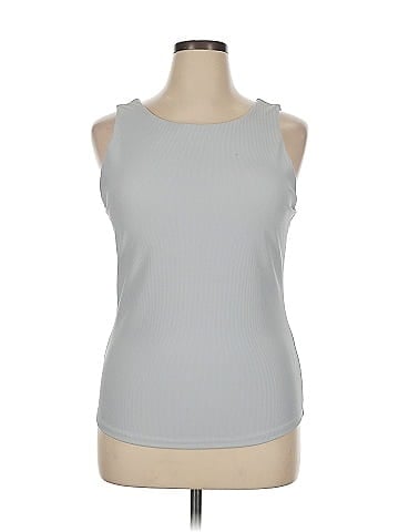 32 Degrees Tank Top (view 1)