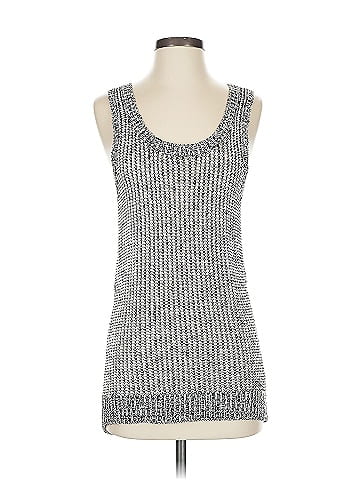 Si-iae Sleeveless Top (view 1)